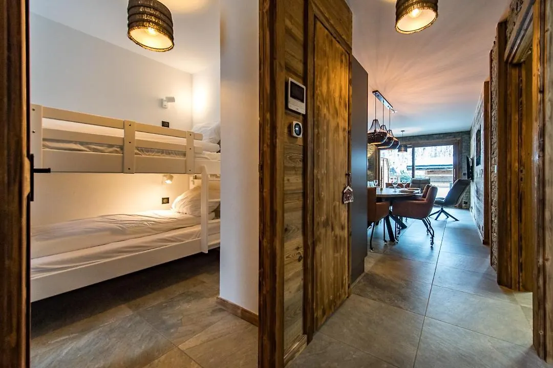 Appartement Neuf Traversant Avec Une Grande Terrasse Au Coeur Du Village - 6 Personnes Saint-Sorlin-dʼArves